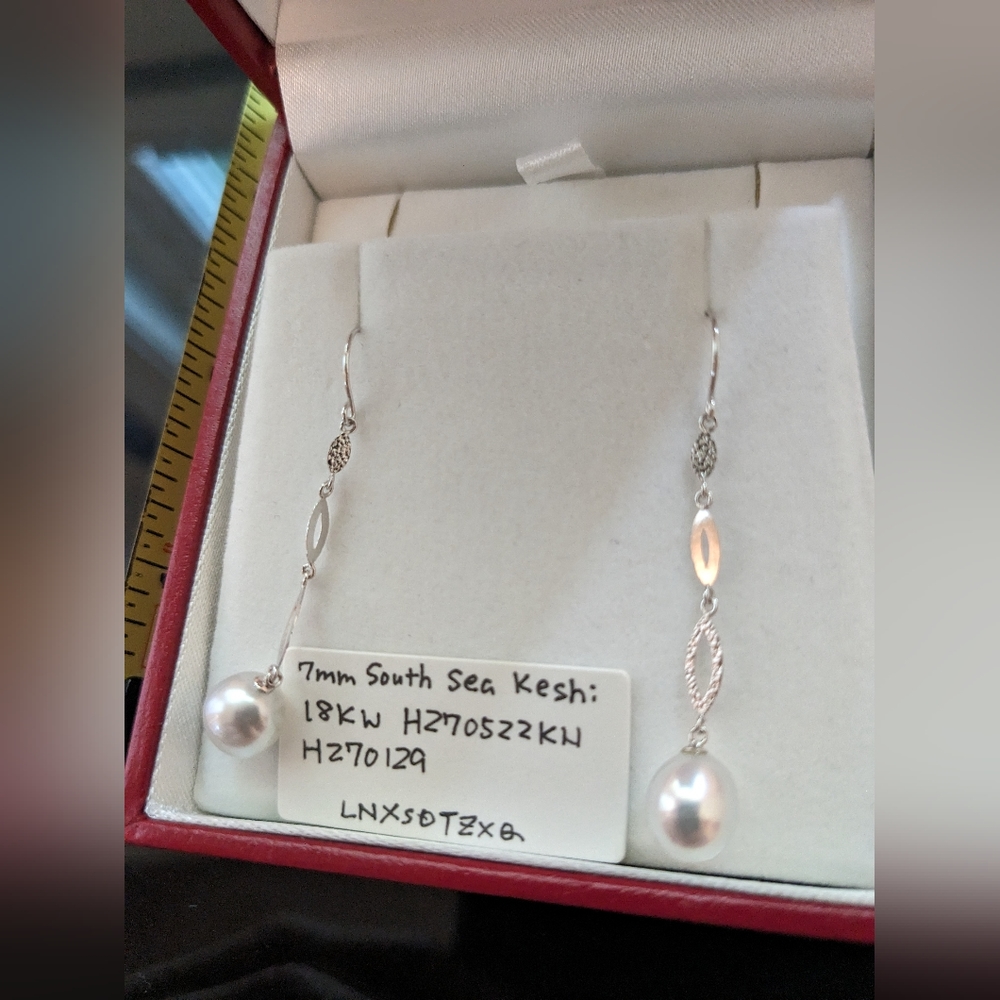 Pearl & silver earrings